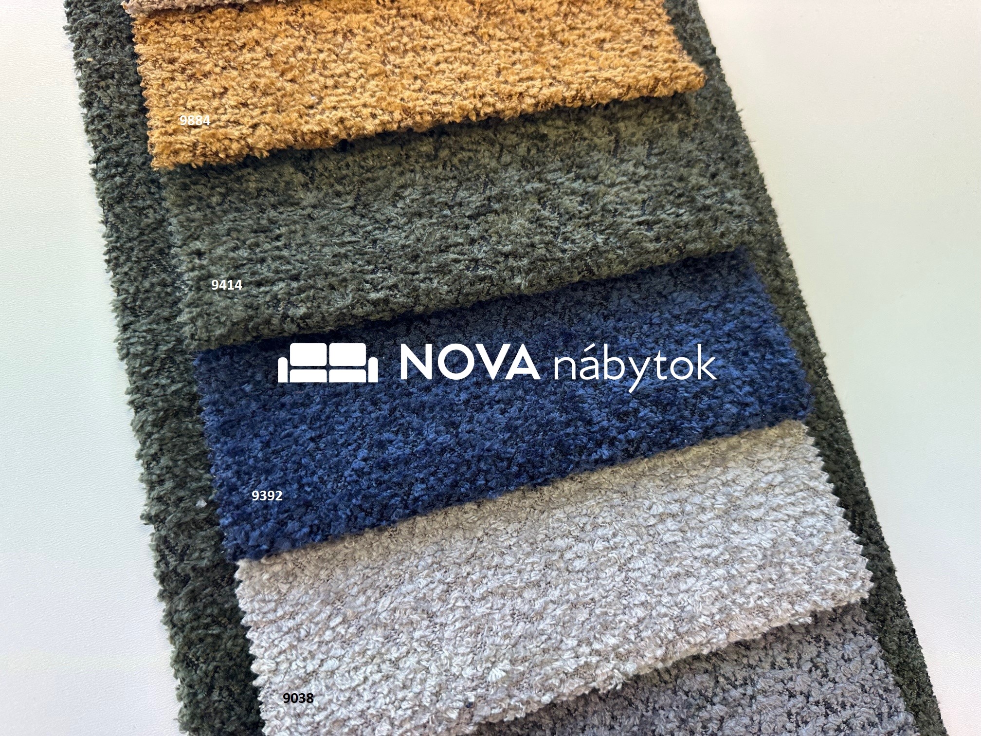 Akira (3) potahova latka NOVA nabytok